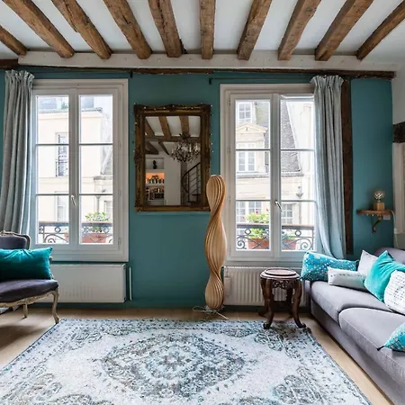 Veeve - Artistic Excellence In The Marais Apartment Paris