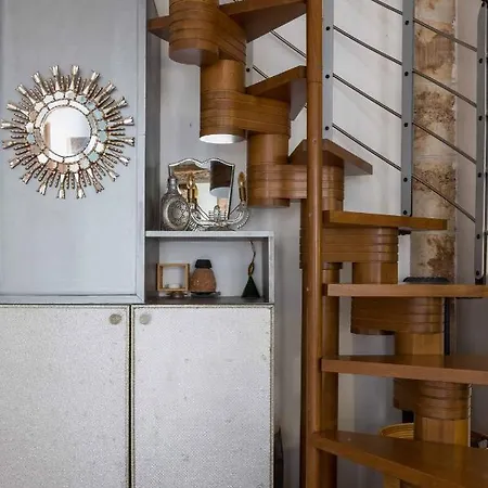 Veeve - Artistic Excellence In The Marais Apartment Paris