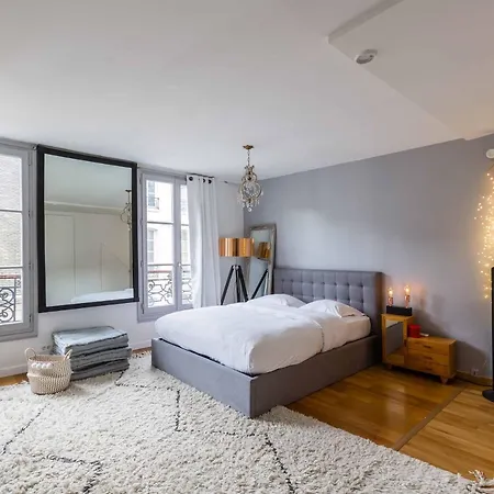 Veeve - Artistic Excellence In The Marais Paris