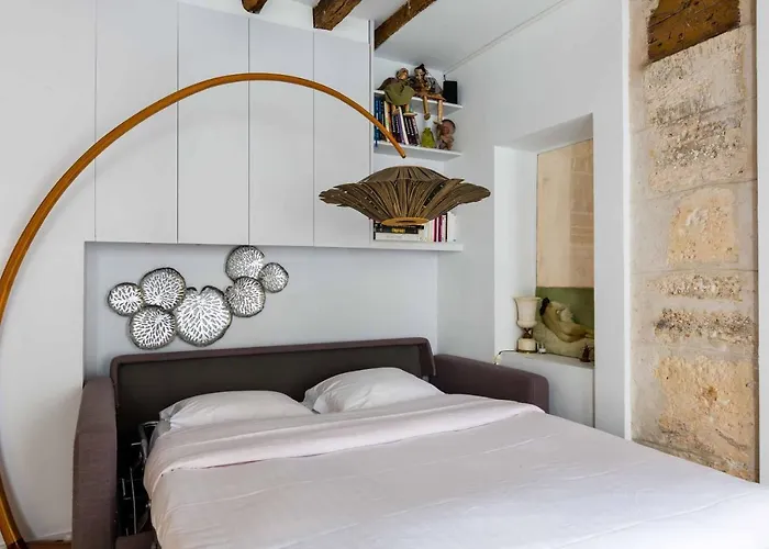 Veeve - Artistic Excellence In The Marais *